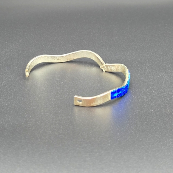 Vintage Hinged Cuff Bracelet Stamped Mexico 925 Silver With Opal Inlay - Picture 5 of 5